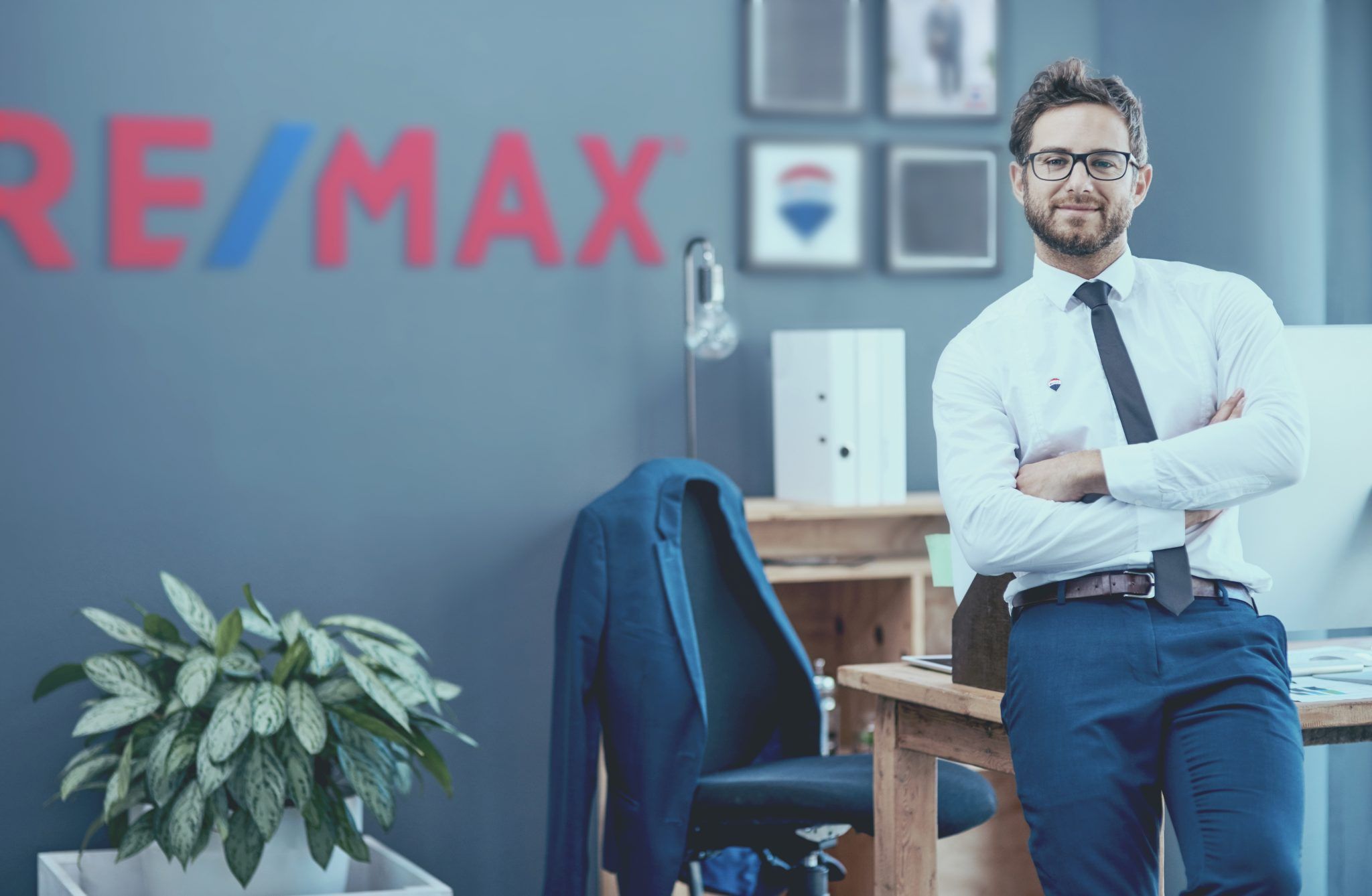 RE/MAX PRO – Cada propiedad tiene una historia, crea la tuya con nosotros.